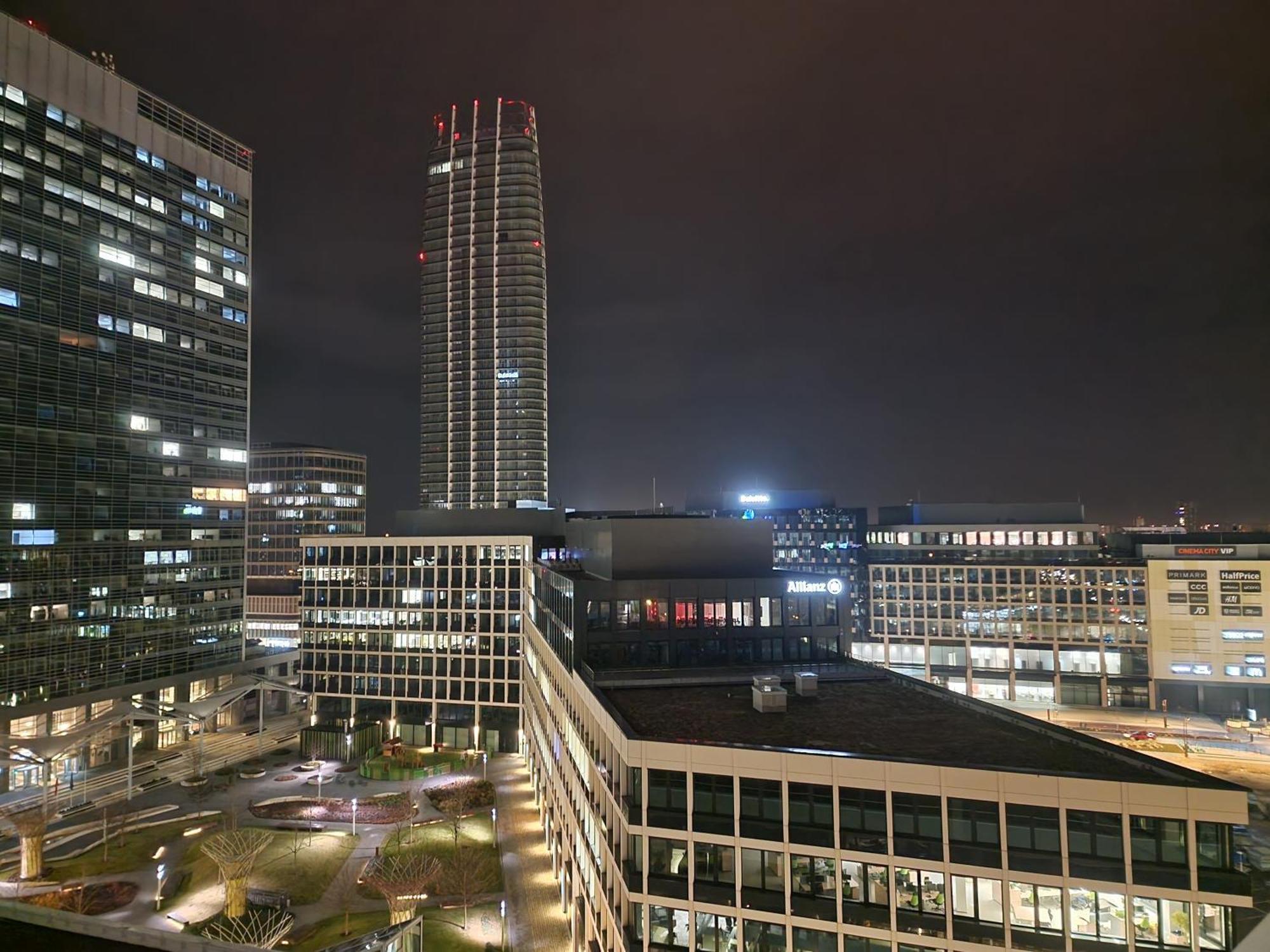 Stylish Panorama City Family Suite Bratislava Buitenkant foto